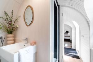 Igluhut on the South Coast of Lohusalu 200m from the Sea!