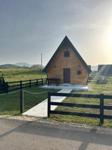 Family home MASA - 3hvězdičkové hotely ve městě Žabljak