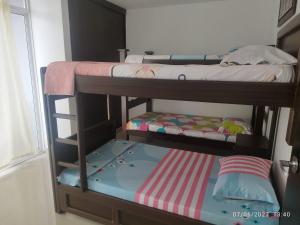 Balcones de la Rivera Apartamento Azulejo 3