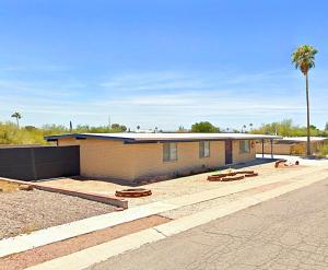 Pikes Place - Tucson Business Rental