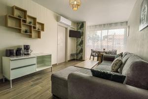 Appartements Tres joli T2 refait a neuf avec parking : photos des chambres