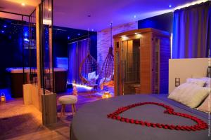 Love hotels Sweety Loft Suites romantique avec jacuzzi : photos des chambres