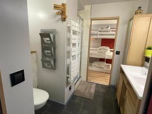 Appartement rénové au centre Les Arcs 2000 avec balcon - FR-1-346-548