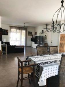 Maisons de vacances Maison avec piscine privee aux portes des Cevennes : photos des chambres