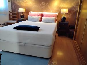 Manta Rota Beach, Bed & Breakfast in a villa,privat pool