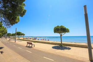 LITORAL COSTA DORADA - MIRAMAR Only families