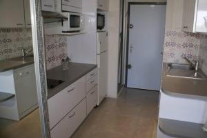 Studio 309, Héliopolis AB, village naturiste