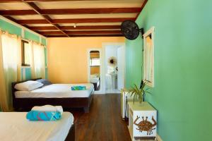 Arrecife Punta Uva - Hospedaje, bar y restaurante - Frente al mar