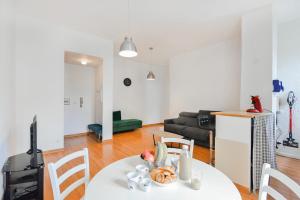 Appartements Quiet bright apartment : photos des chambres