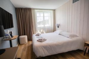Hotels Hotel de la Baie : photos des chambres
