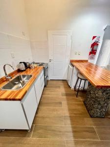 Moderno y tranquilo departamento