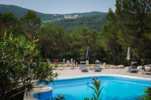 Hotels Hotel La Pinede : photos des chambres