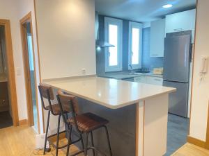 Mikain Terrace Cathedral View with Free Parking & Air Cond