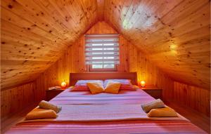 2 Bedroom Nice Home In Donja Stubica