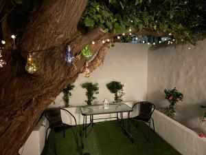 Travellers Choice Smirnis