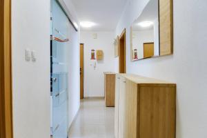 Apartment with comfy balcony