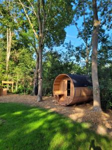 Retro Chic Wellness met hottub & sauna