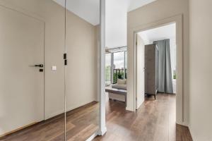 Galeria Północna Apt - 45m2, Parking, Balcony - by Rentujemy