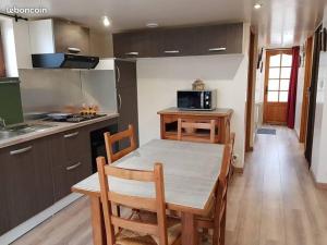 Chalets Chalet de charme climatise sur la route du Ventoux : photos des chambres