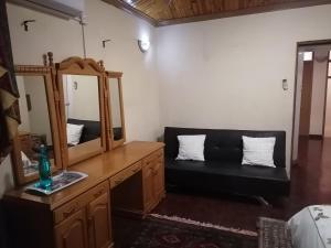 Tjibelus Nest Guest Home