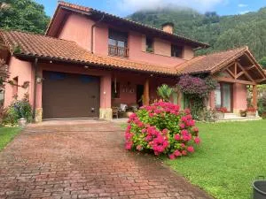 Casa roja - 林皮亚斯