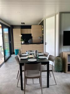 Chalets Chalet le colibri : photos des chambres