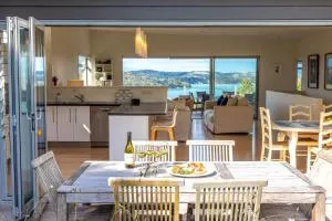 Wakainga - Stay Waiheke - Surfdale