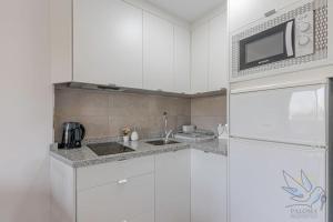 Precioso Apt de 1 habitación en Benalbeach