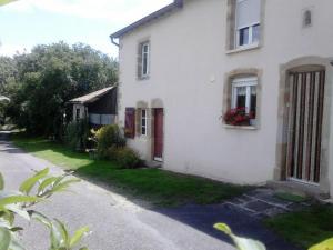 Maisons de vacances Gite Saint-Ouen-les-Parey, 3 pieces, 4 personnes - FR-1-589-163 : photos des chambres