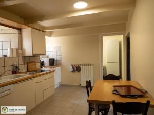 Maisons de vacances Gite Canet-de-Salars, 7 pieces, 12 personnes - FR-1-601-361 : photos des chambres