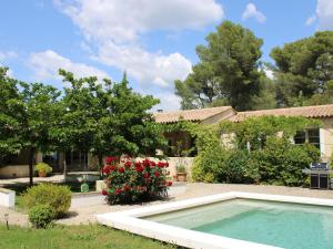 Maisons de vacances Welcoming holiday home in Tourtour with private pool : photos des chambres