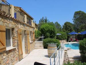 Maisons de vacances Cosy holiday home in Lorgues with large garden : photos des chambres