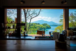 野尻湖の絶景を楽しむ、貸切サウナ付き一軒家 Anoie（あの家）