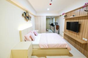 Warhol Residence at Louise Kienne Simpang Lima Semarang