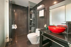 Suite Junior Có Ban Công (Junior Suite with Balcony)