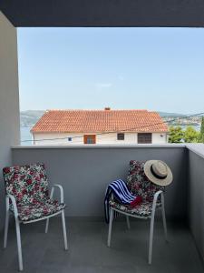 Beachfront house Olbia with private parking