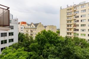 Cozy & Stylish Studio Ochota 1,5 km to Złote Tarasy by Renters