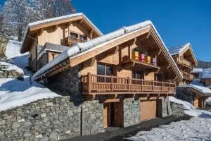 Chalet Kashmir 5MIN des pistes en voiture parking privé, spa, sauna - Chandon