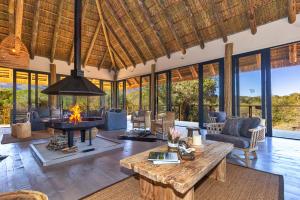 Barefoot Addo Elephant Lodge