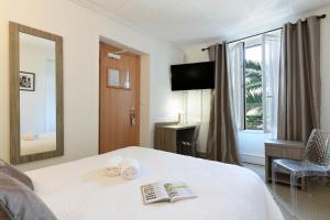 Hotels Hotel VAL FLORES LOGIS : Chambre Double Confort