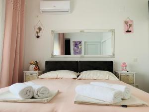 Villa Legacy with privat heating pool