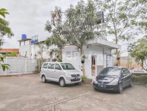 Khayrizsan Guest House Mitra RedDoorz