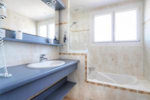 Hotels Hotel La Petite Sirene Quiberon : photos des chambres