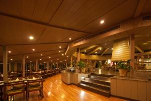Fish Tail Lodge