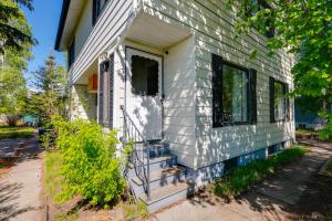 5 Mi to Museum of the North Studio with Yard! - Ubytování bez kategorie ve městě Fairbanks