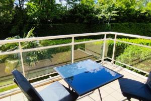 Appartements Calme - Bien equipe - Parking -Terrasse : Appartement 1 Chambre