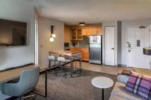 Residence Inn by Marriott Anchorage Midtown - Уасилла