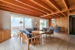 Maisons de vacances A 600m de la plage, maison pour 6 avec piscine : photos des chambres