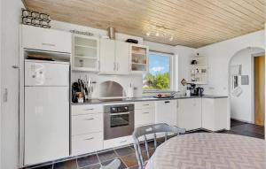 4 Bedroom Nice Home In Assens