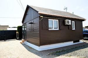 Maisons de vacances Le Chalet a Hub - exterieur, proche de la plage : photos des chambres